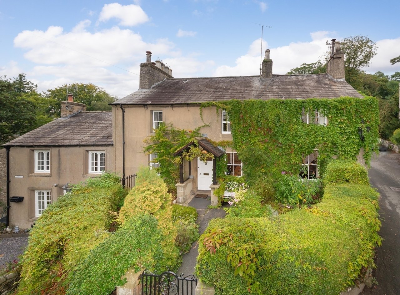 HISTORIC CLAPHAM HOME IS FOR SALE, BIRTHPLACE OF THE DALESMAN Dacre Son & Hartley