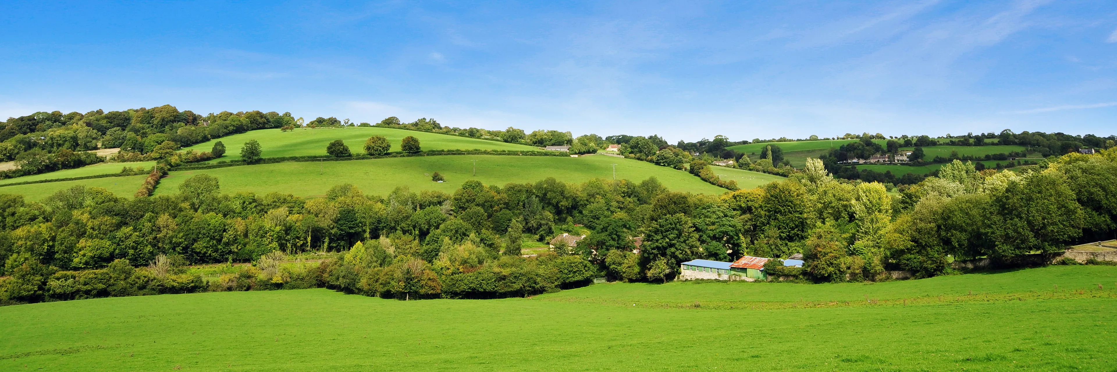 https://mr0.homeflow-assets.co.uk/files/site_asset/image/6209/4148/_x_/Main_website_background_image.jpg