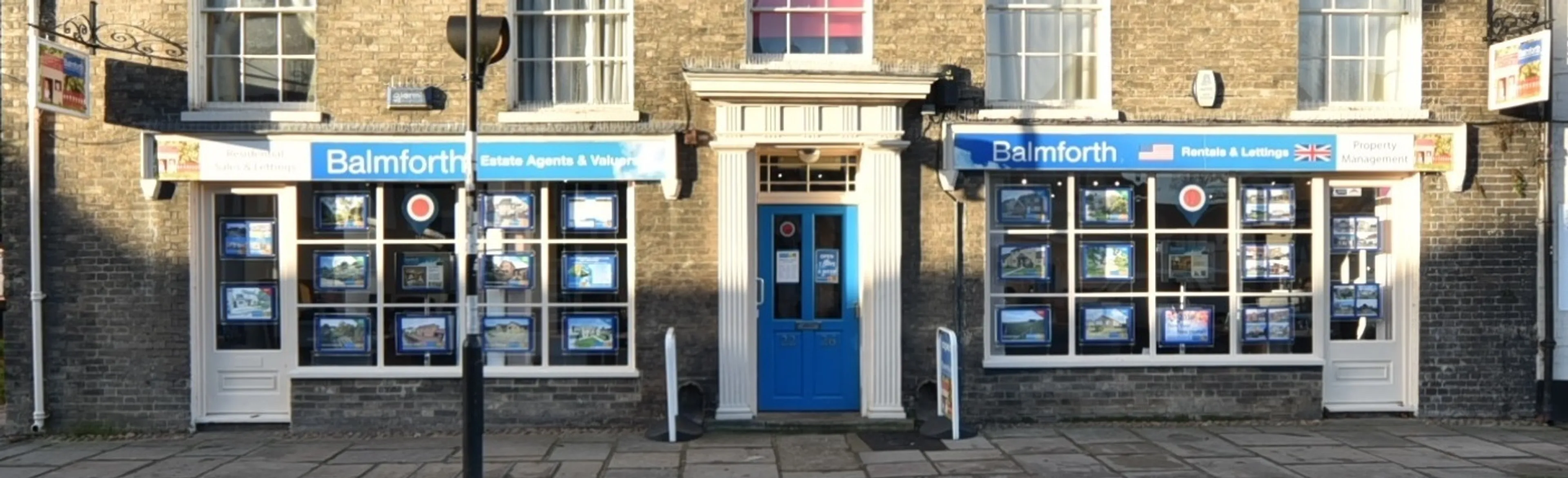 https://mr0.homeflow-assets.co.uk/files/site_asset/image/7047/6369/_x_/Front_office.jpg