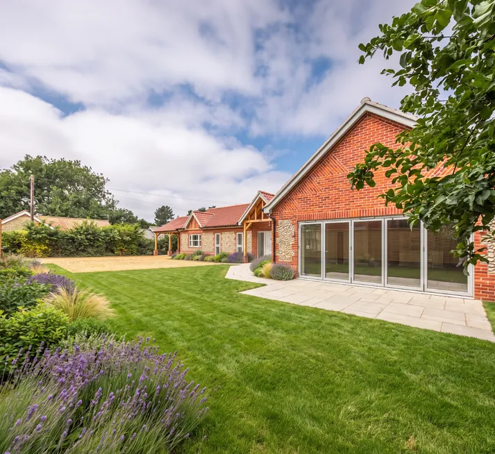 Bungalow 61 New Road