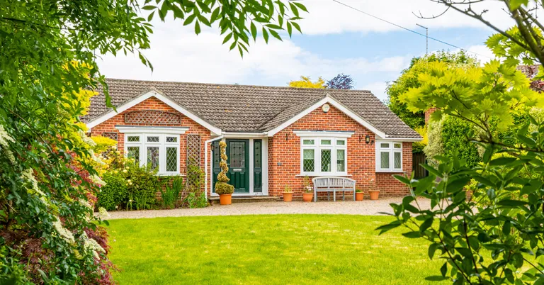 What Should a Good Estate Agent Valuation Actually Involve? hero